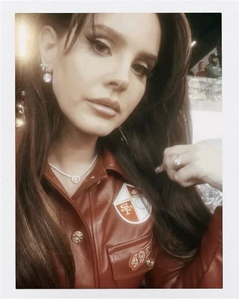 Lana Del Rey Superbowl Png